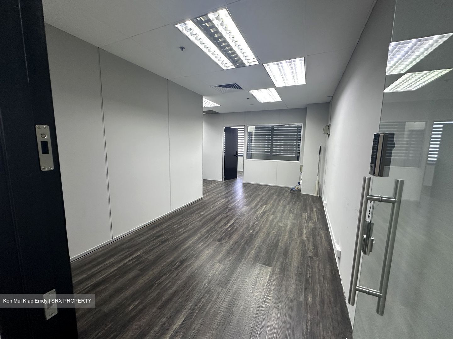 Parklane Shopping Mall (D7), Office #612881511
